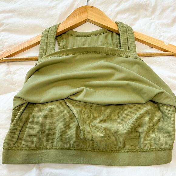 All In Motion Green Ribbed Sports Bra Crop Top Women’s Medium Activewear - Picture 3 of 5